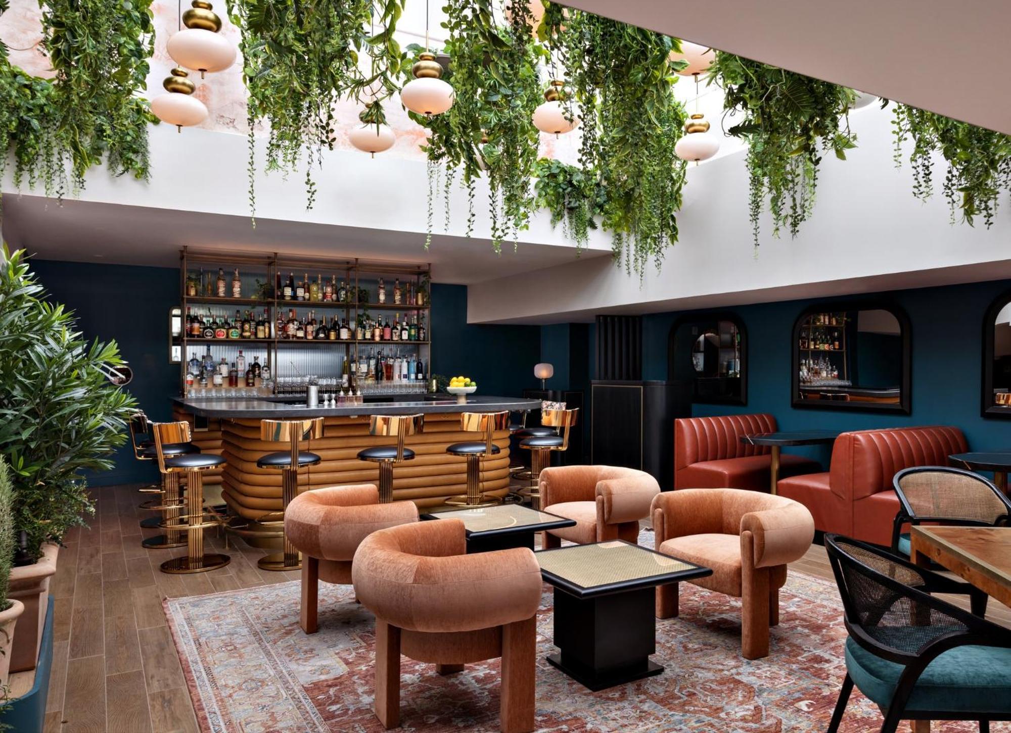 Kimpton Theta New York - Times Square By Ihg Hotel Exterior foto The interior of the bar