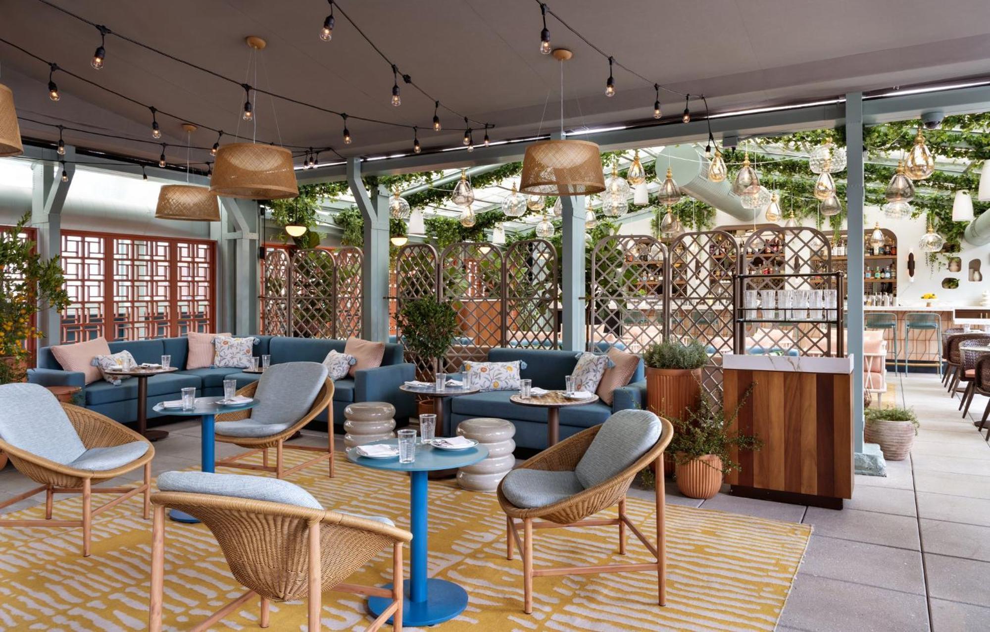 Kimpton Theta New York - Times Square By Ihg Hotel Exterior foto The Terrace at The Standard East Village