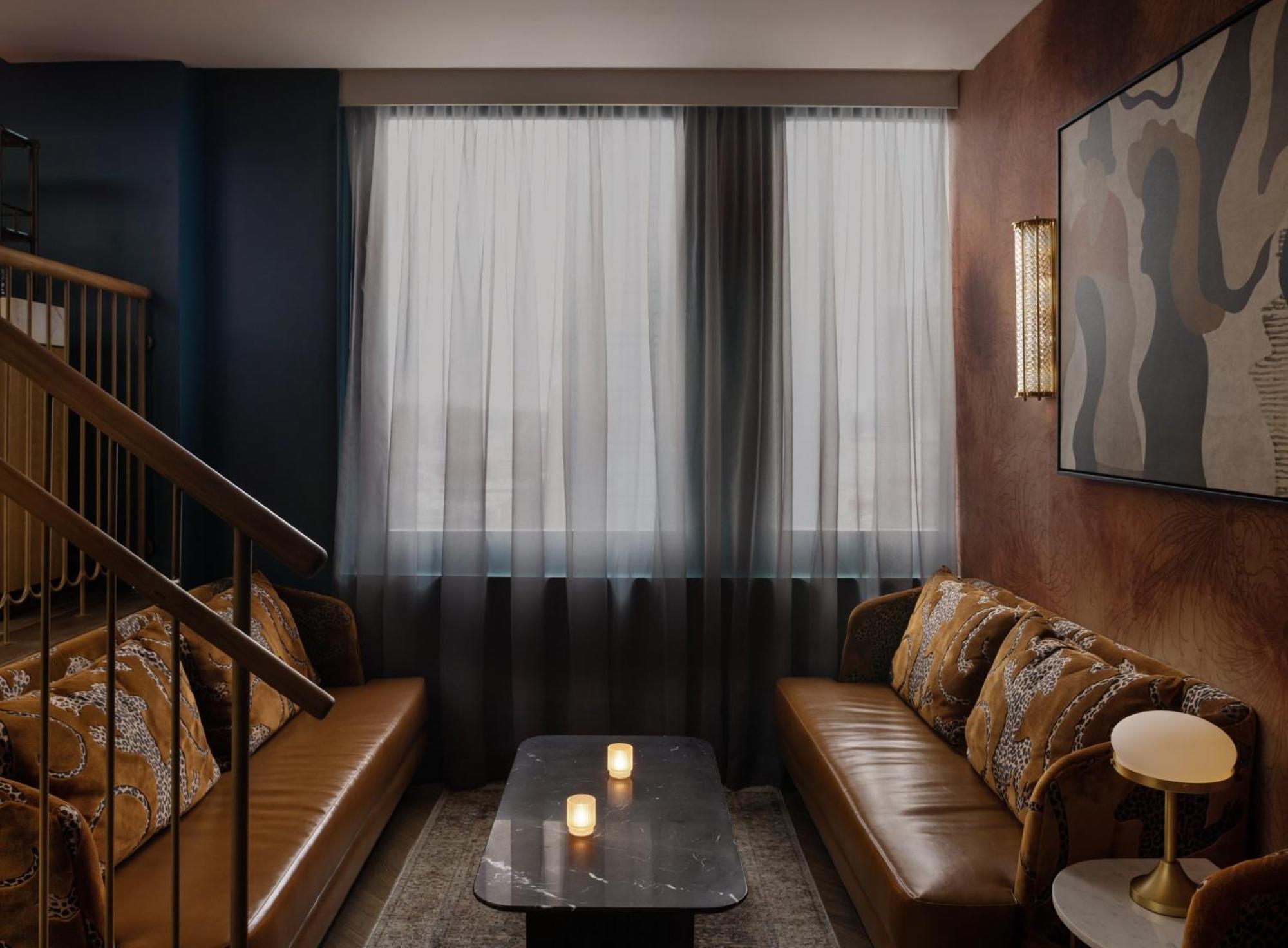 Kimpton Theta New York - Times Square By Ihg Hotel Exterior foto The interior of the restaurant