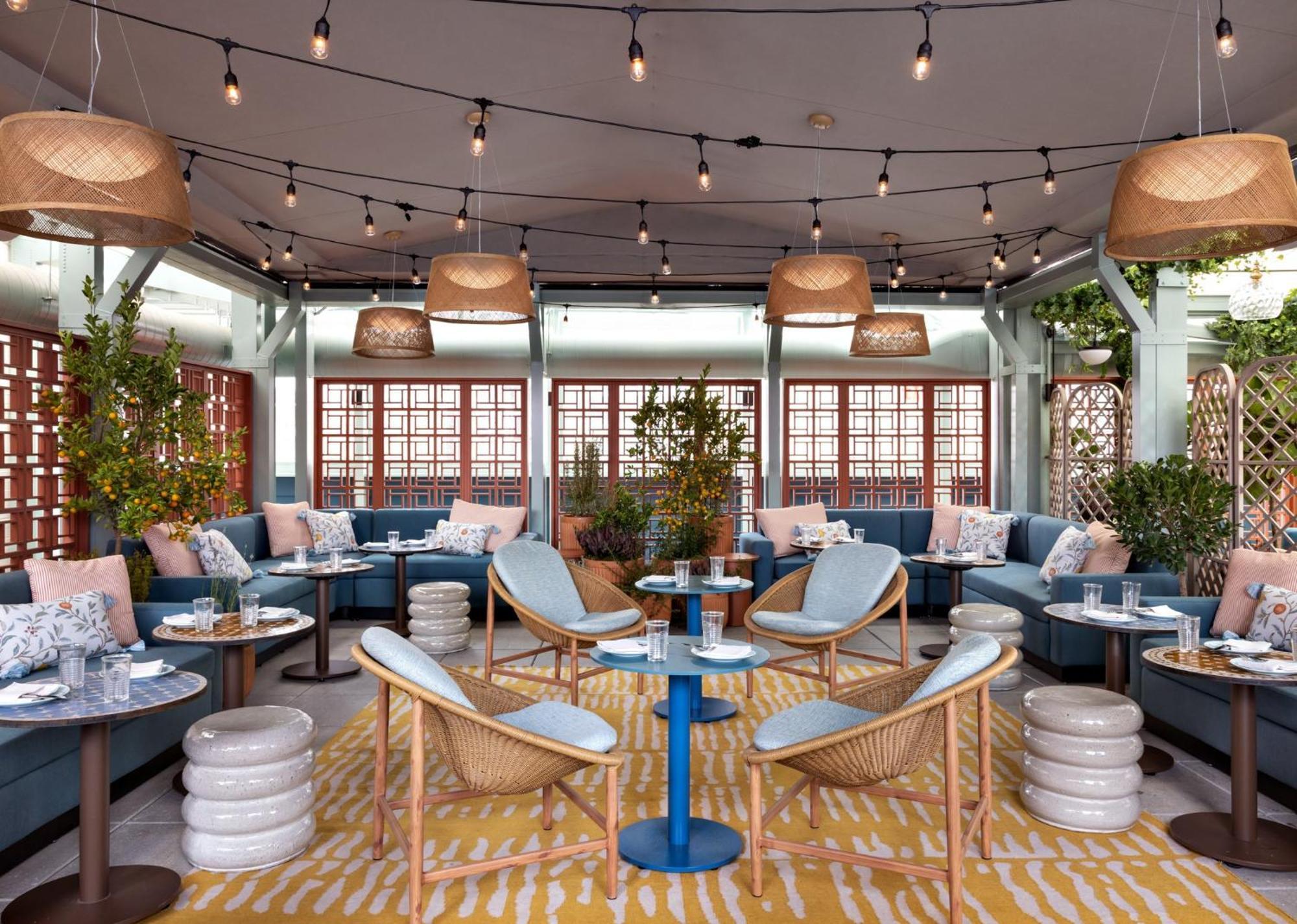 Kimpton Theta New York - Times Square By Ihg Hotel Exterior foto The Terrace at The Standard East Village